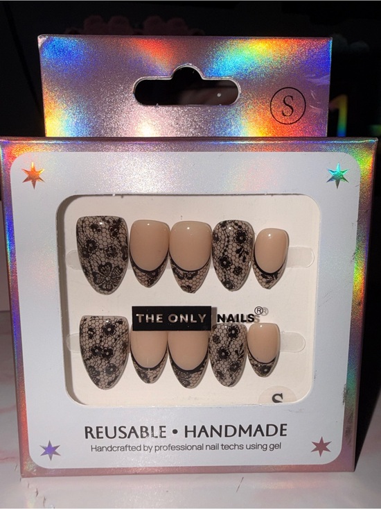 The only nails Other - The Only Nails Beige & Black Lace Reusable Press-On Nail Set
